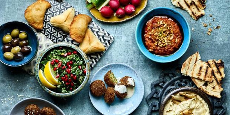 میزان غذا خوردن در ماه رمضان