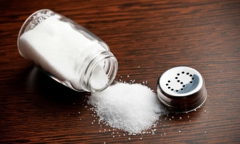آلزایمر با مصرف بیش از حد نمک